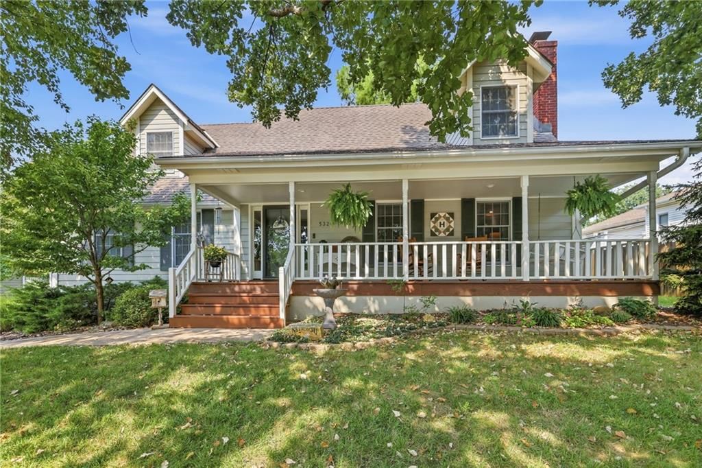 5326 Spring Avenue — photo 1