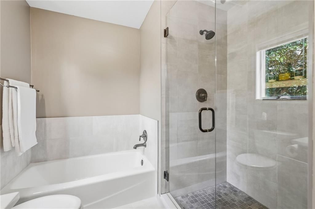 5326 Spring Avenue — photo 22