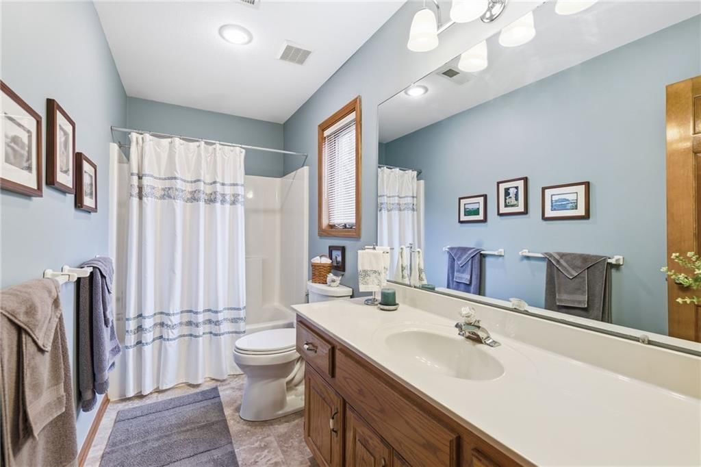 5326 Spring Avenue — photo 30