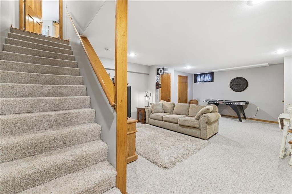 5326 Spring Avenue — photo 34