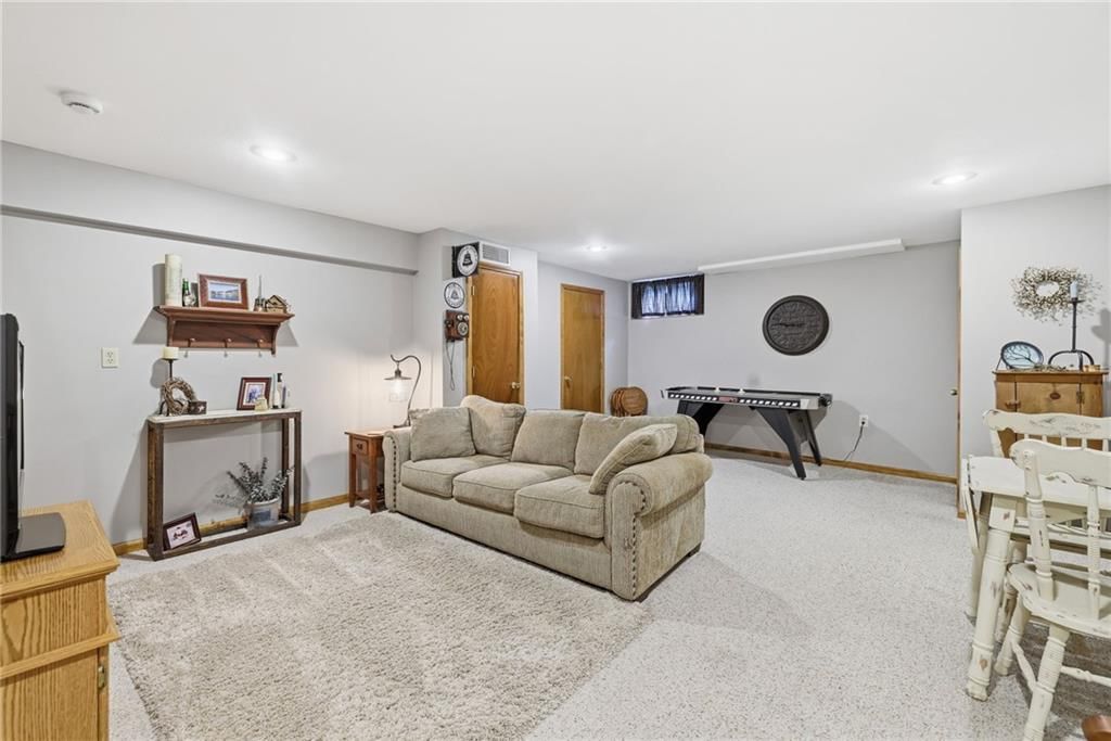 5326 Spring Avenue — photo 35