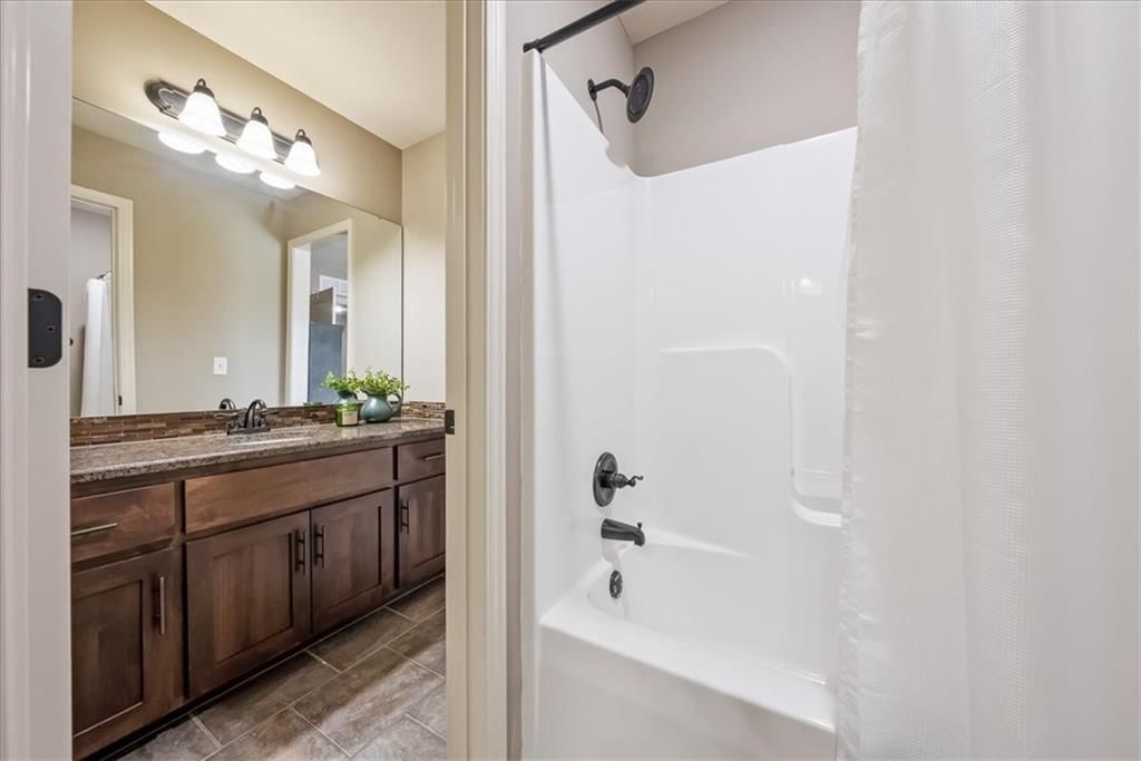 1224 Kingsland Circle — photo 36