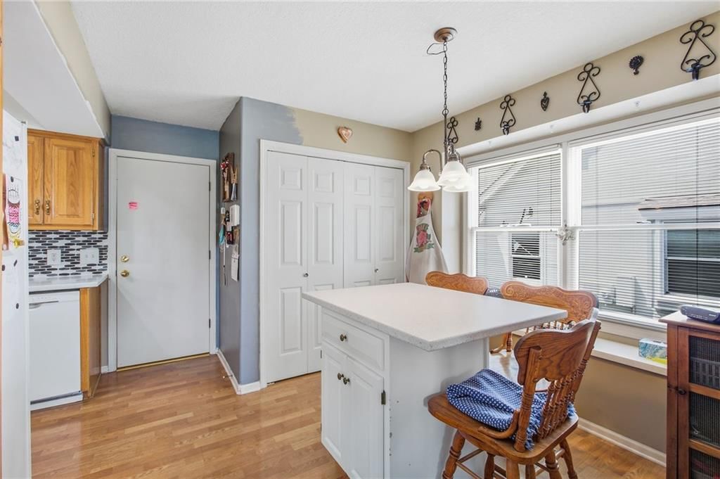 Photo 10 of 29 - 12600 E 86 Terrace, Kansas City, MO 64138