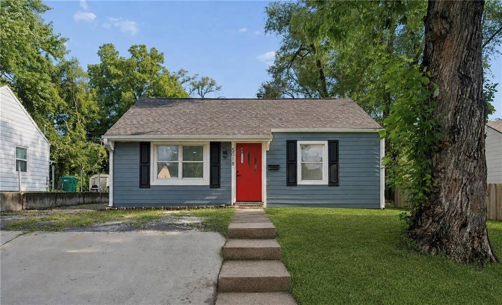 5018 Locust Avenue — photo 1