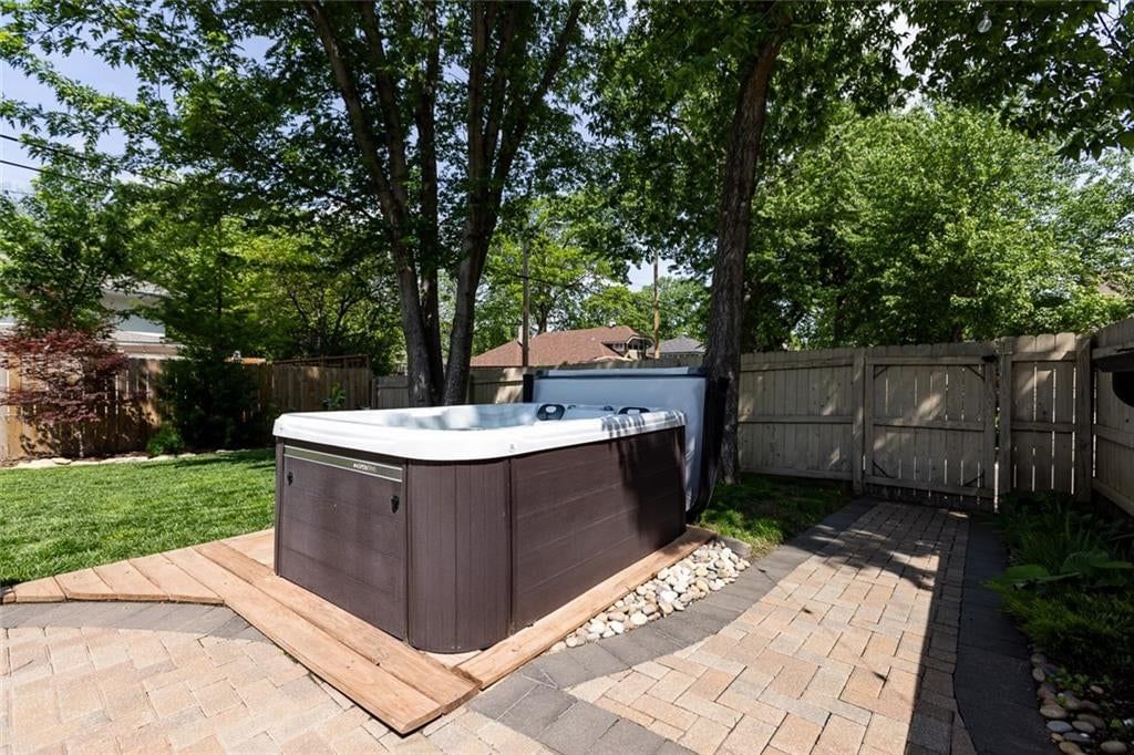 5600 Harrison Street — photo 36
