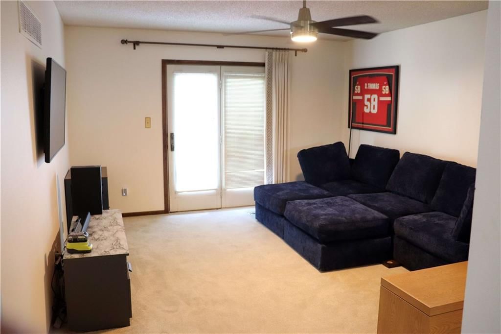 756 SE Claremont Court — photo 6
