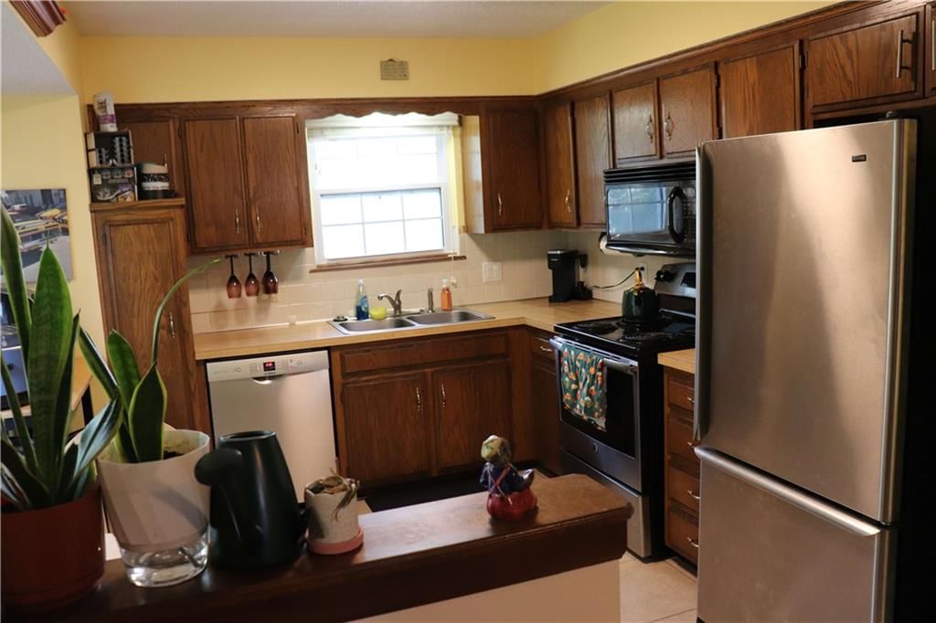 756 SE Claremont Court — photo 8