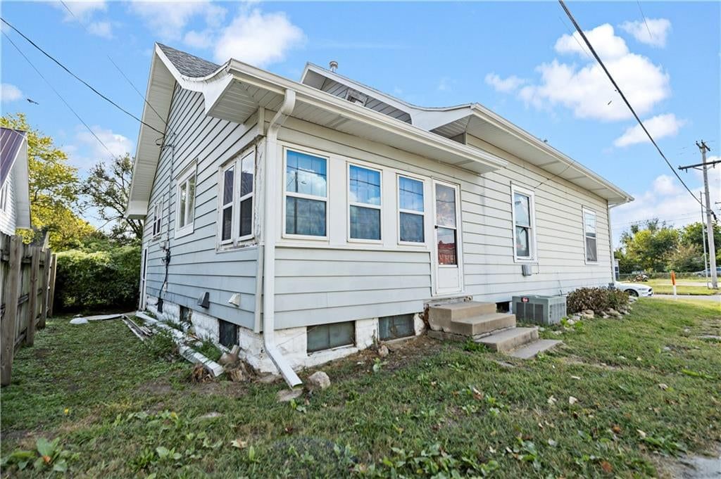 505 Calhoun Street — photo 28
