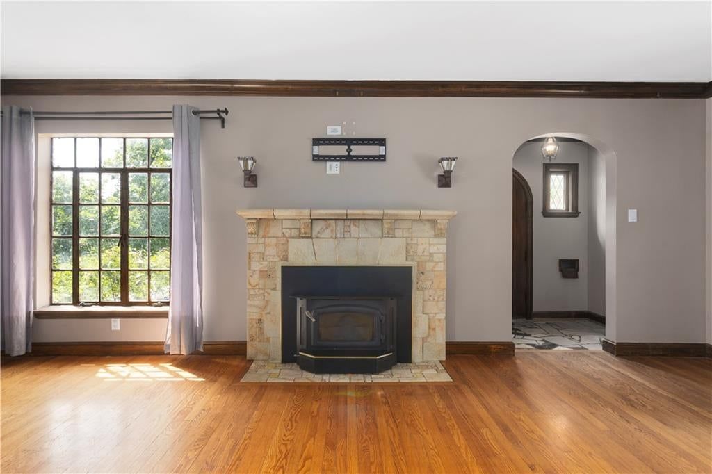 3200 EVERETT Avenue — photo 5