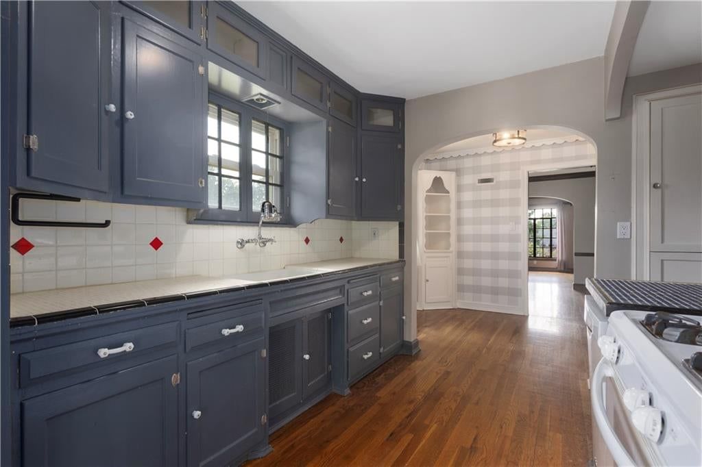 3200 EVERETT Avenue — photo 15