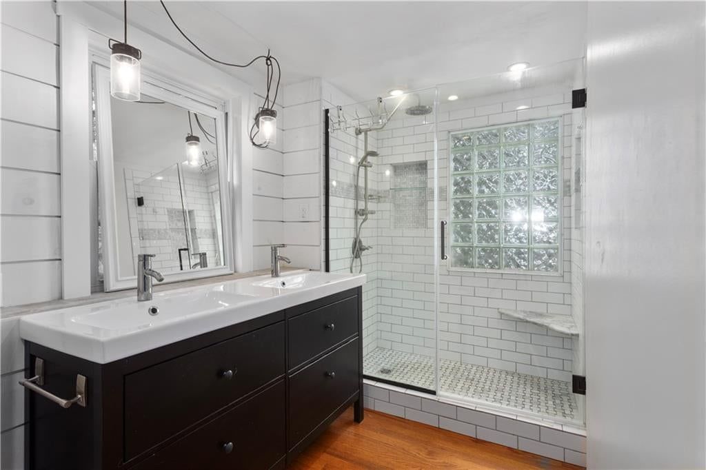 3200 EVERETT Avenue — photo 26
