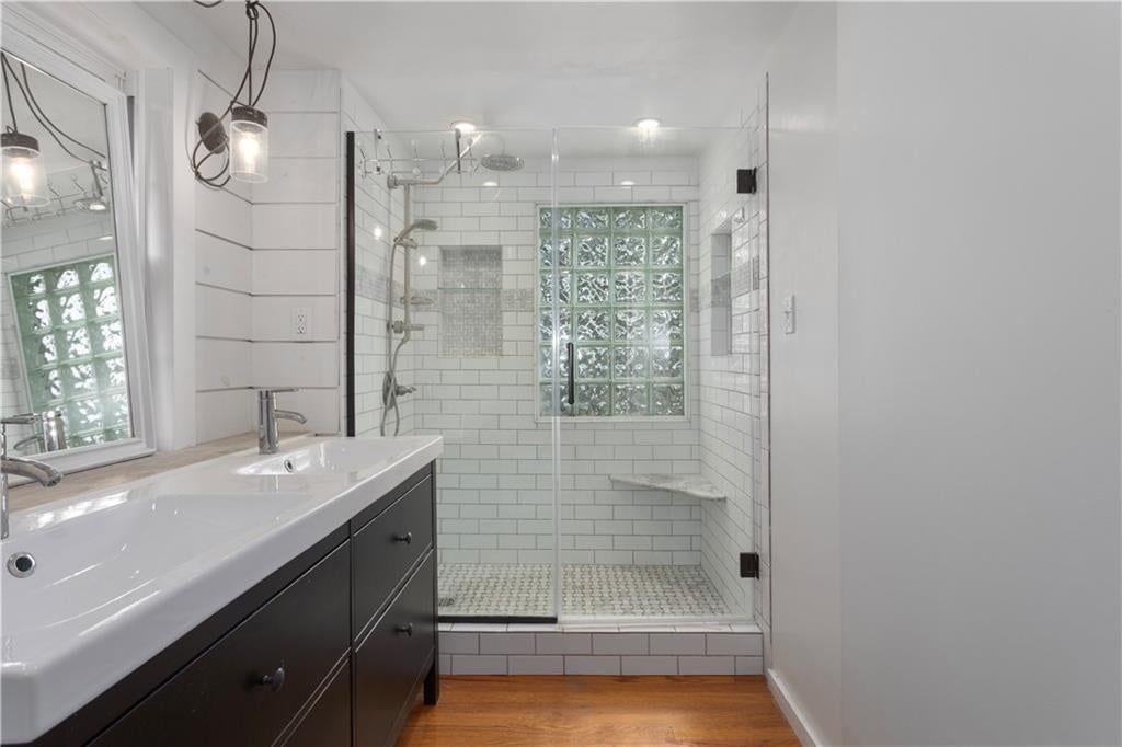 3200 EVERETT Avenue — photo 27