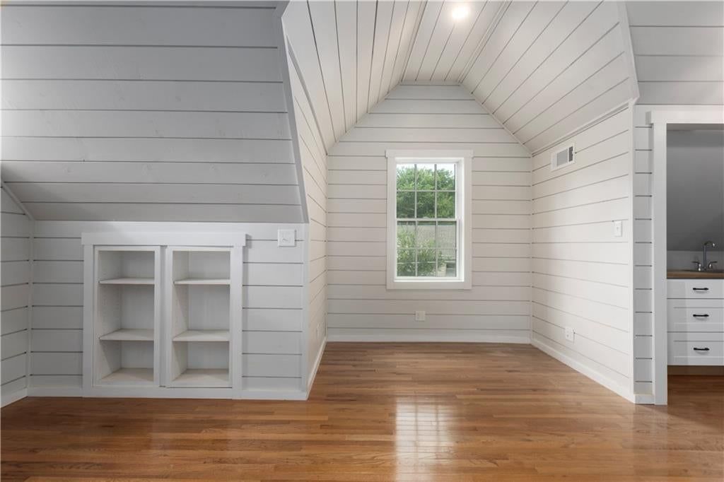 3200 EVERETT Avenue — photo 33