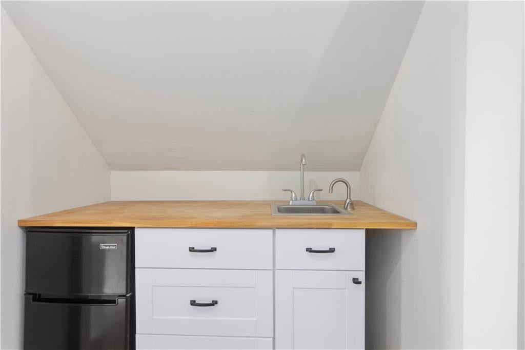3200 EVERETT Avenue — photo 38