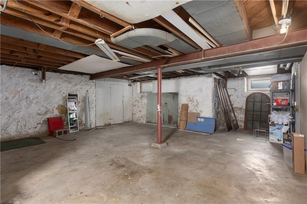 3200 EVERETT Avenue — photo 41
