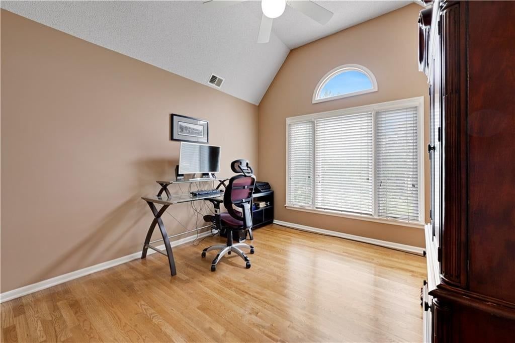 8001 W 130th Street — photo 27