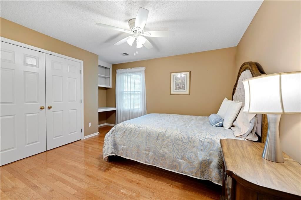 8001 W 130th Street — photo 29