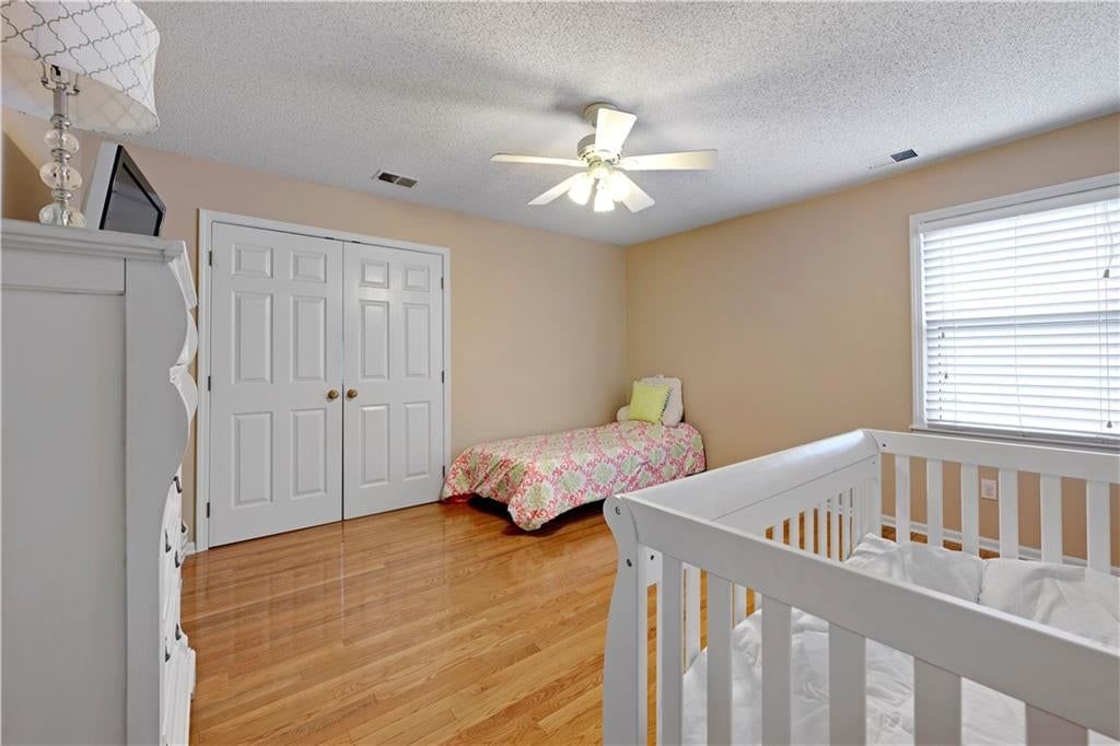 8001 W 130th Street — photo 31