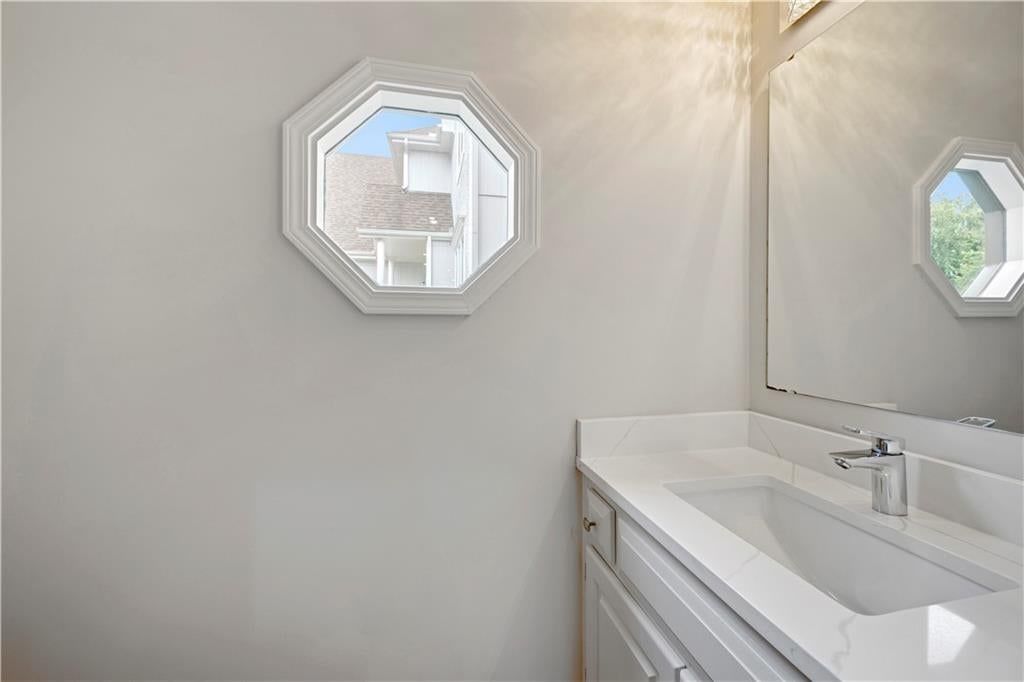8001 W 130th Street — photo 33