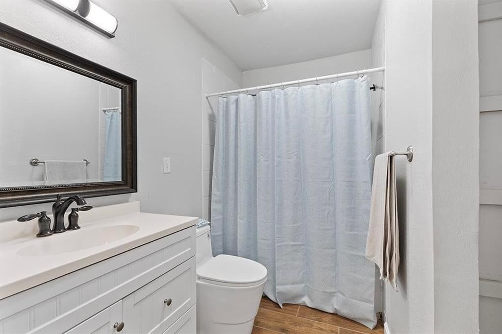 2223 Garfield Avenue — photo 17