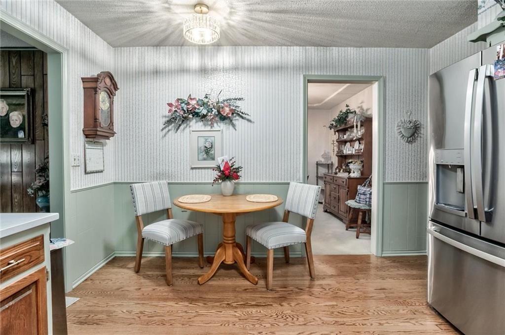 16040 Outlook Avenue — photo 15