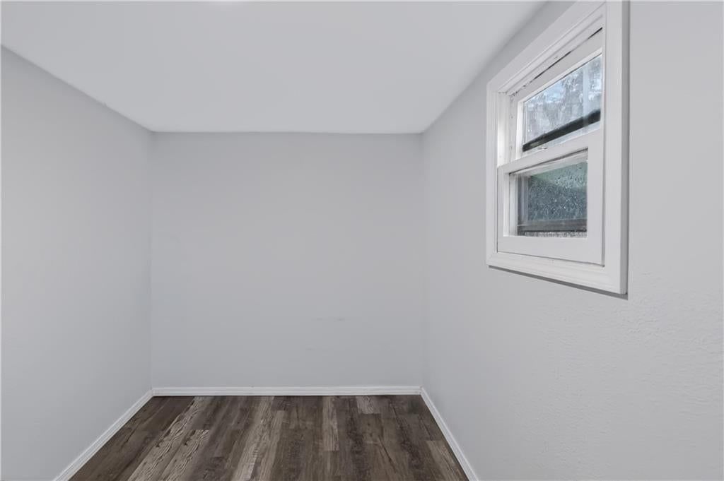 216 N Indiana Avenue — photo 9