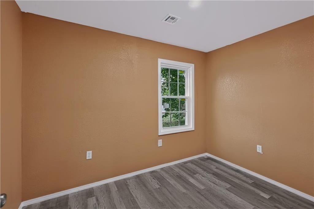 216 N Indiana Avenue — photo 11