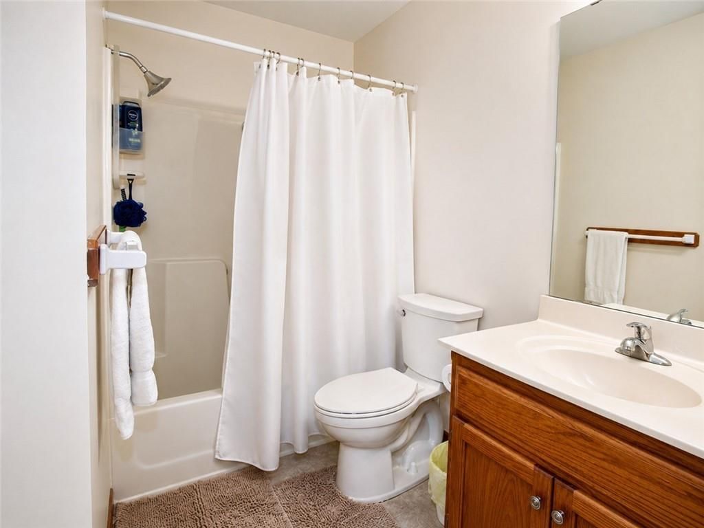 Photo 5 of 26, 5133 Woodland Drive, Shawnee, KS 66218