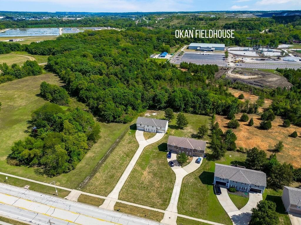 Photo 26 of 26 - 5133 Woodland Drive, Shawnee, KS 66218