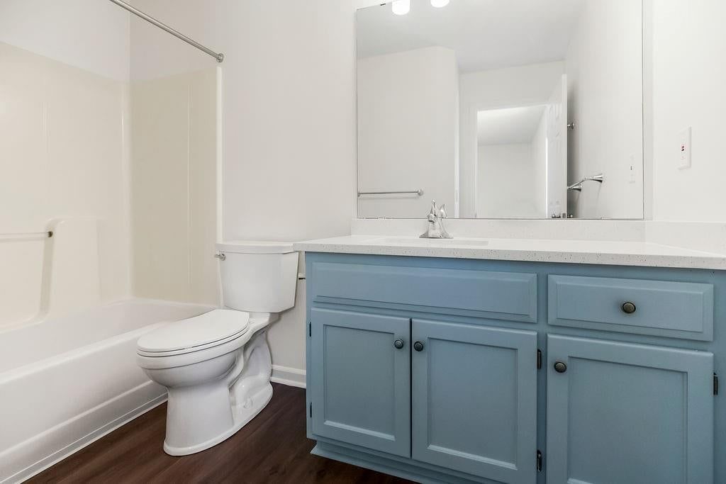 Photo 5 of 37, 5129 Woodland Drive, Shawnee, KS 66218