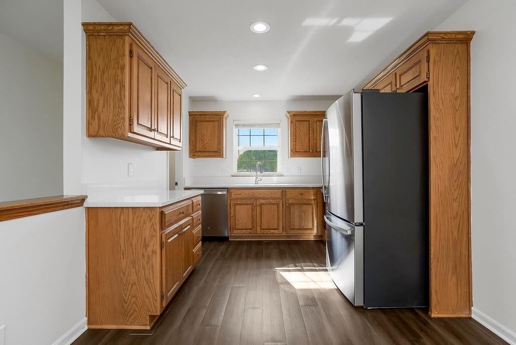 Photo 16 of 37 - 5129 Woodland Drive, Shawnee, KS 66218
