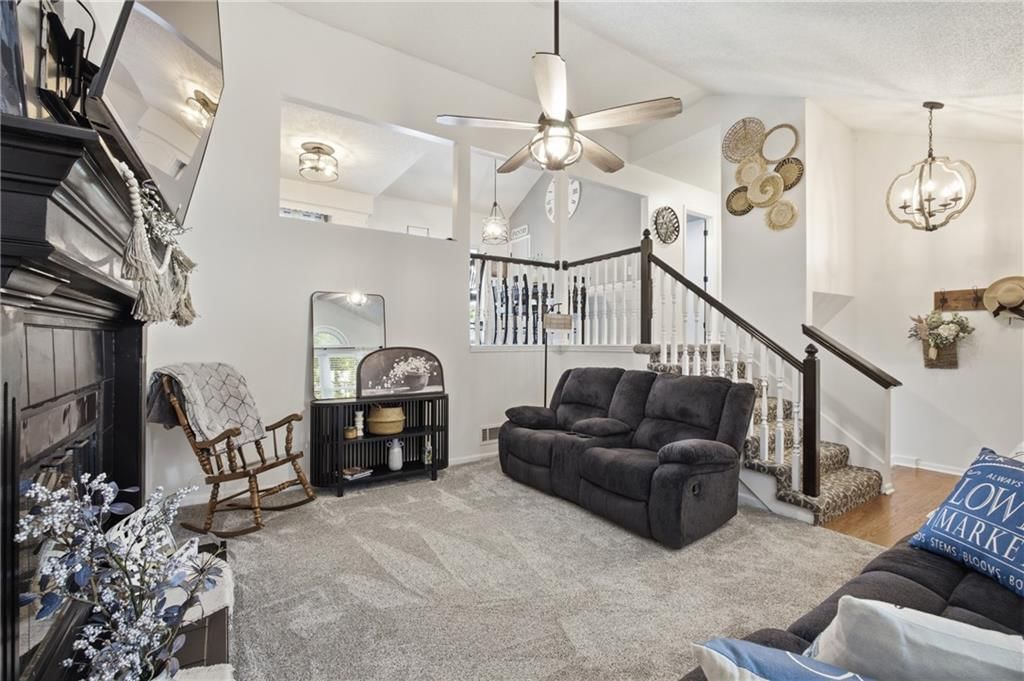 1507 Emerald Circle — photo 7