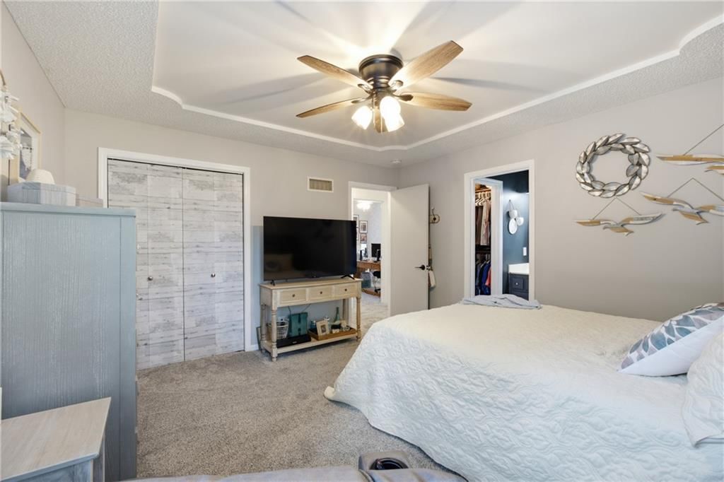 1507 Emerald Circle — photo 19