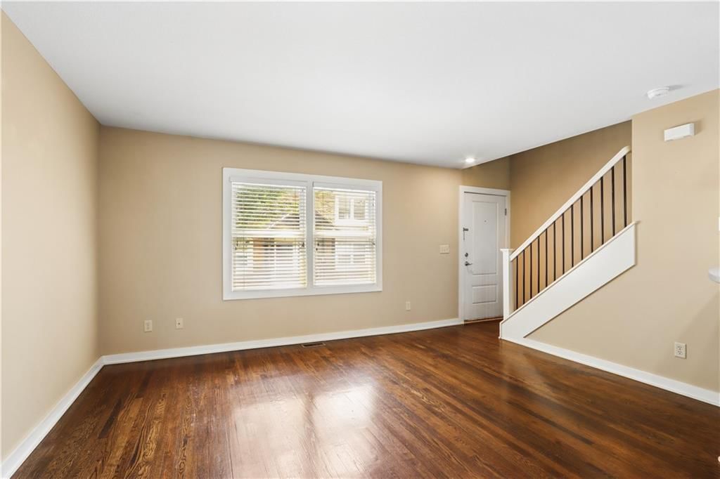 4530 Jefferson Street — photo 8