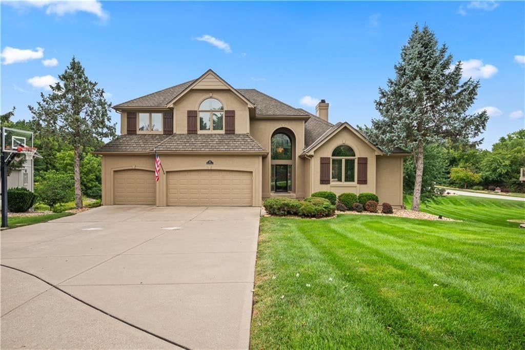 609 NE Persimmon Circle — photo 8