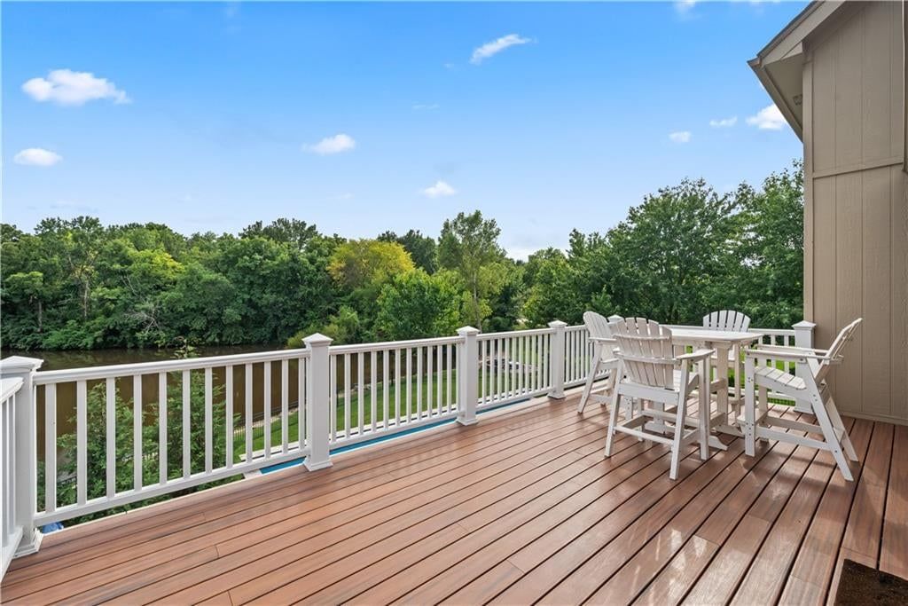 609 NE Persimmon Circle — photo 20