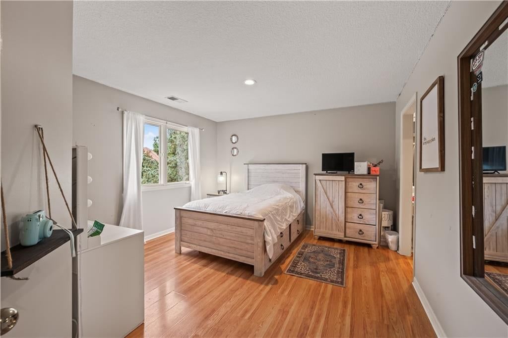 609 NE Persimmon Circle — photo 30