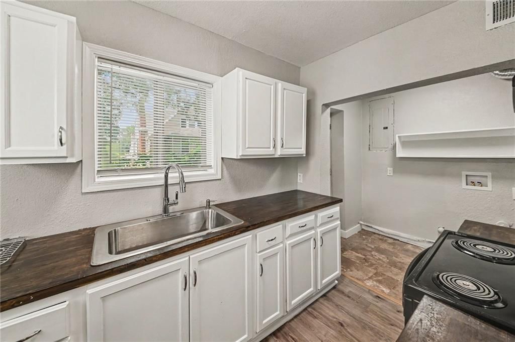 1842 E 77th Street — photo 12