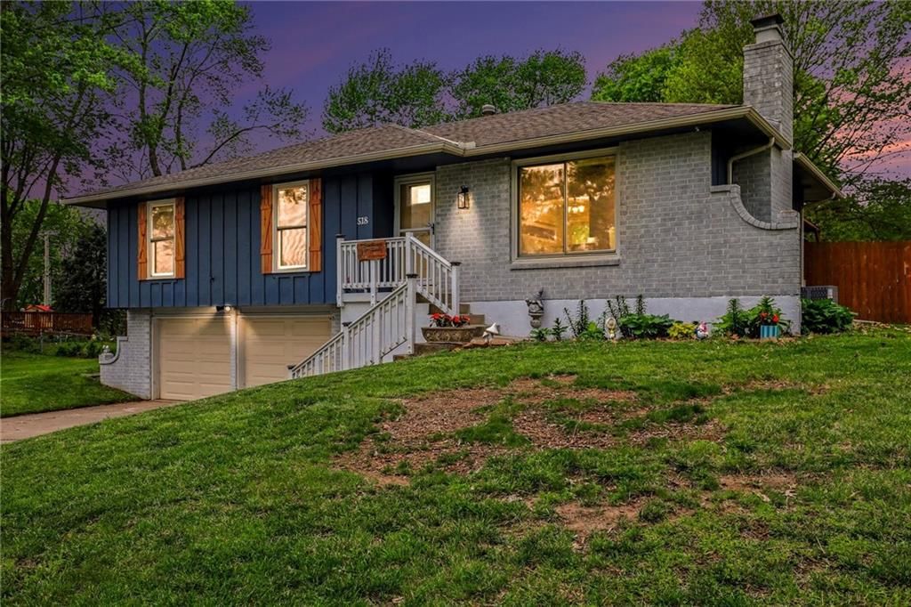 Photo 1 of 30 - 518 S Franklin Street, Raymore, MO 64083