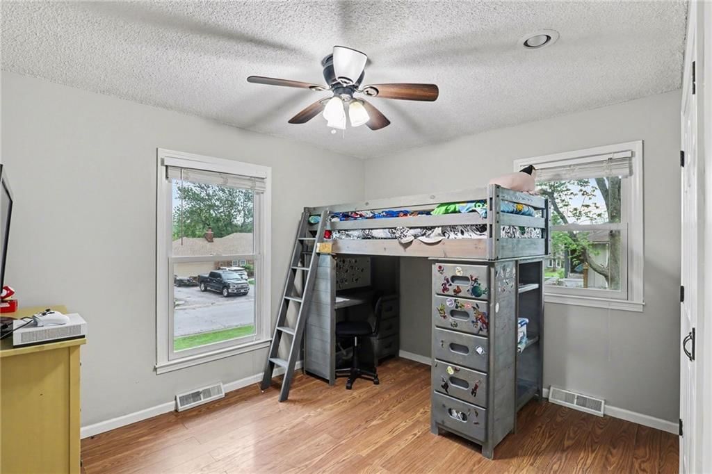 Photo 16 of 30 - 518 S Franklin Street, Raymore, MO 64083
