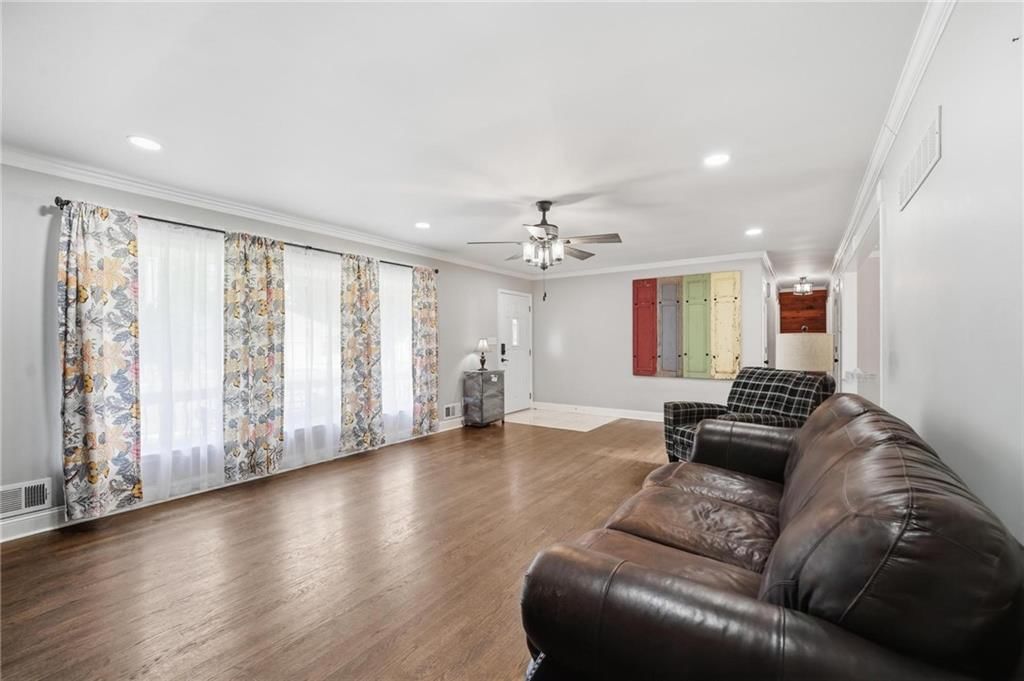 3914 S River Boulevard — photo 8