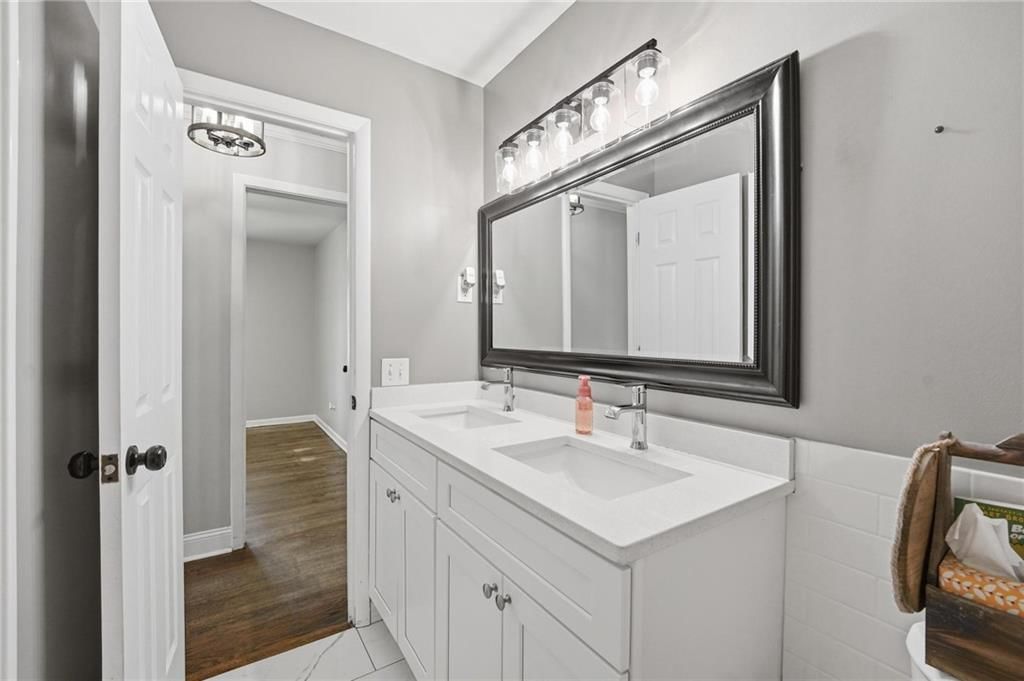 3914 S River Boulevard — photo 30