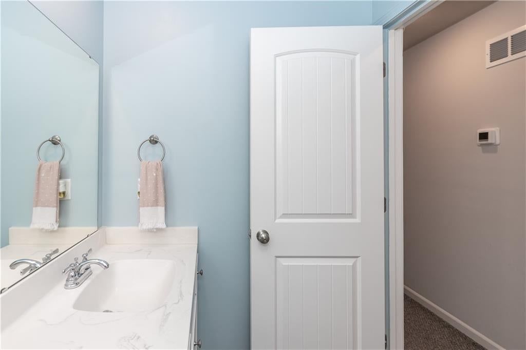 727 Connor Street — photo 21