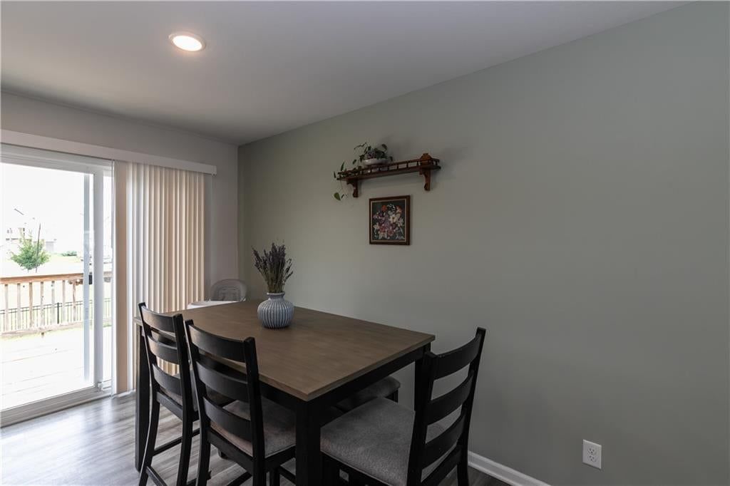 727 Connor Street — photo 32