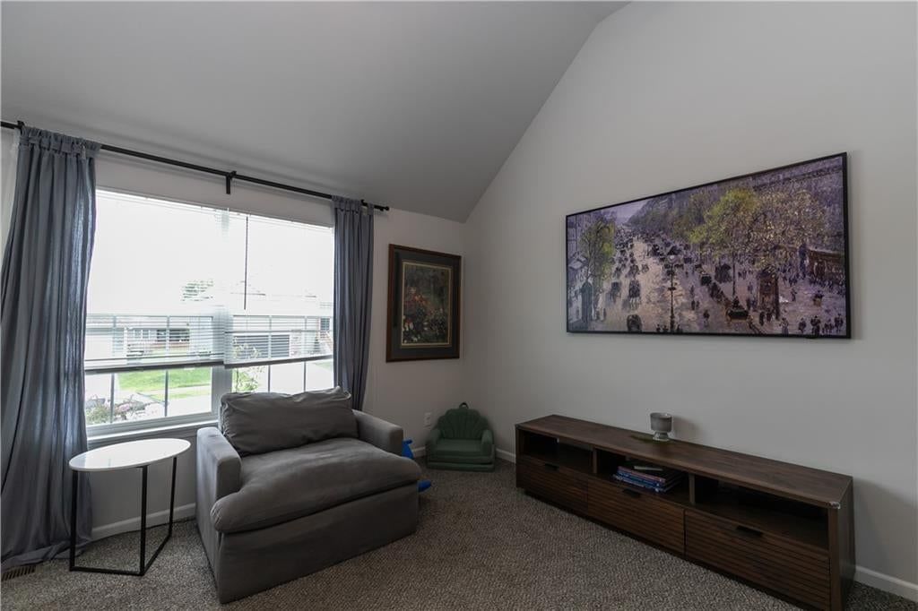 727 Connor Street — photo 35