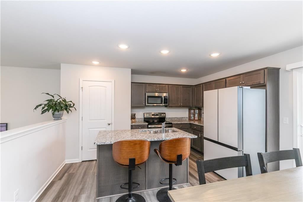 727 Connor Street — photo 41