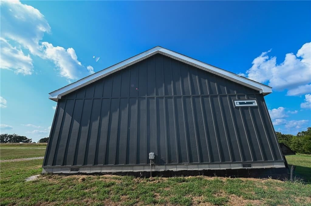 9735 S 325 Road — photo 14