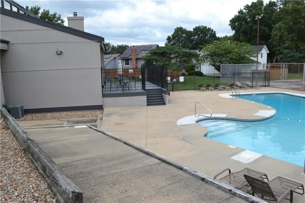 6610 Charles Street — photo 15