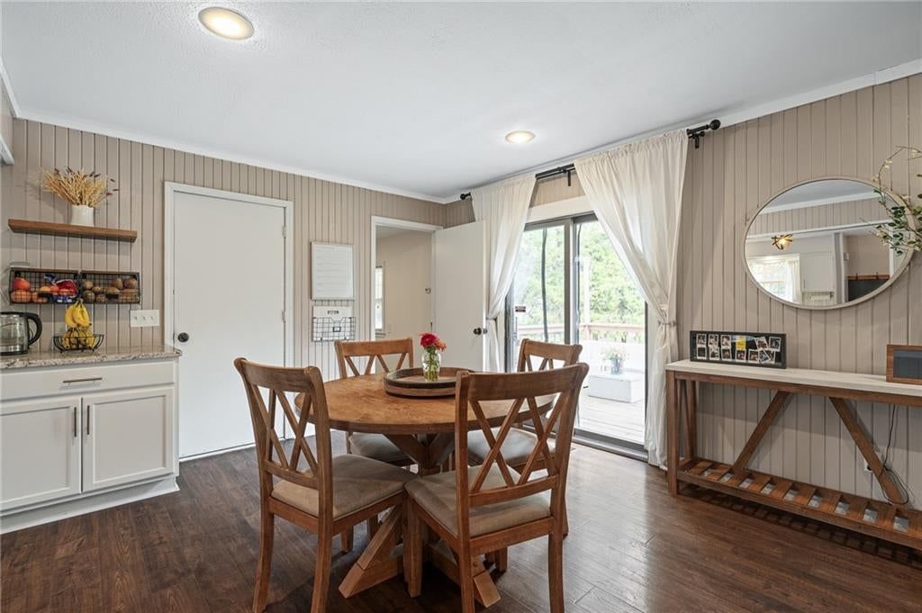 2416 W Post Oak Road — photo 22