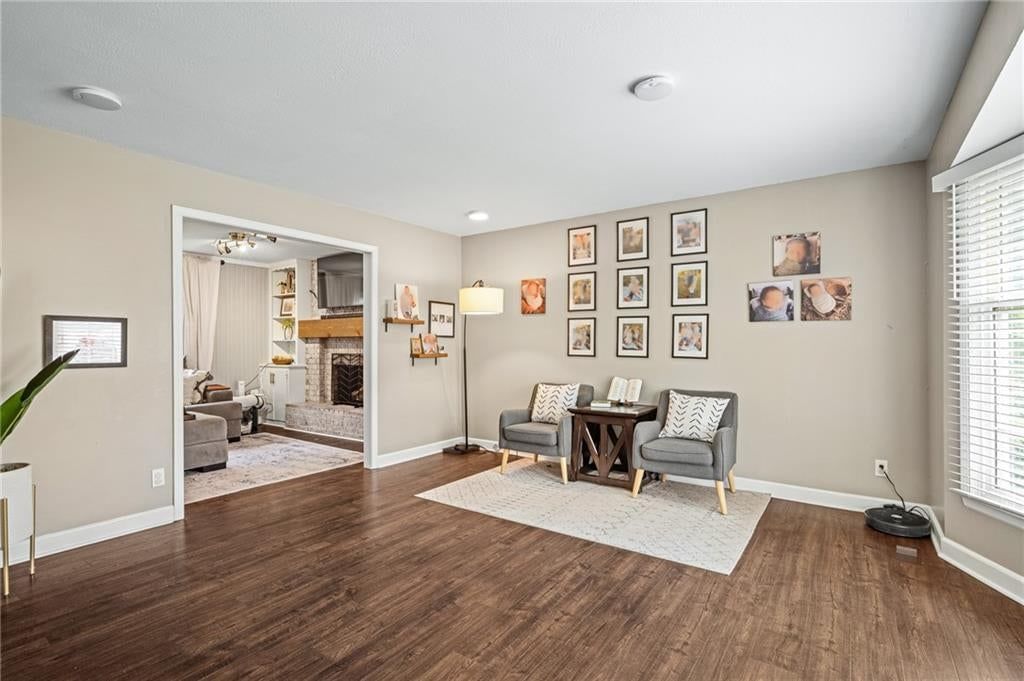 2416 W Post Oak Road — photo 23